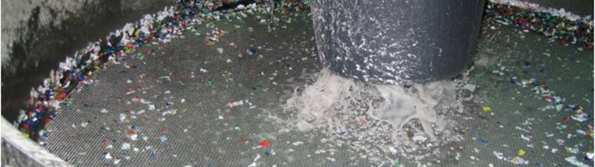 Использование вибрационного сита для рециркуляции воды при переработке ПЭТ Использование вибрационного сита для рециркуляции воды при переработке ПЭТ